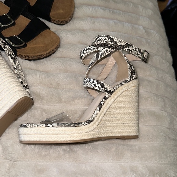 Shoes - Size 7 strappy  snake wedge